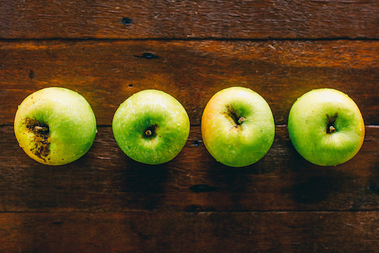 Organic Produce - Mutzu Apple