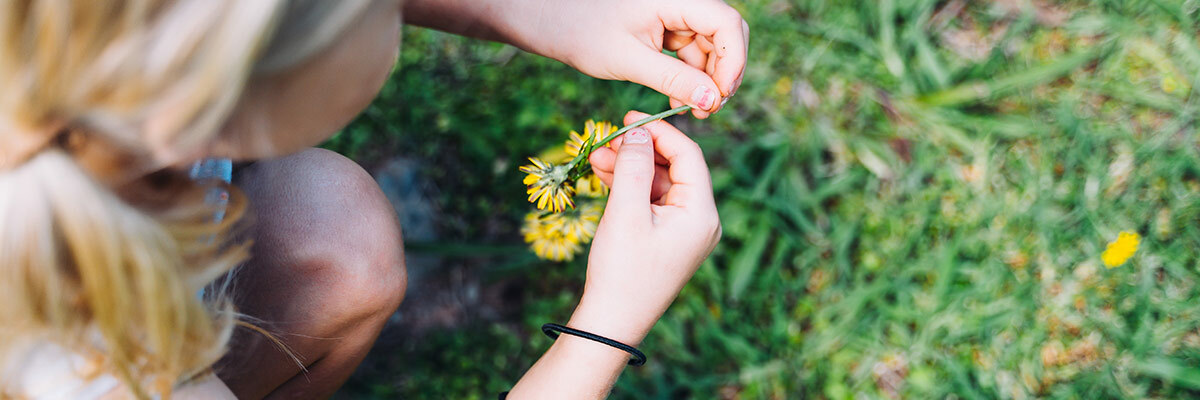 lillyflowerhands2